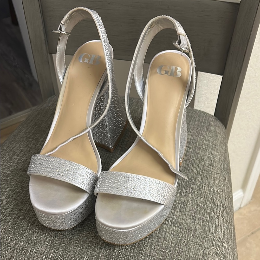 Gianni Bini Women's Silver Platform Heels